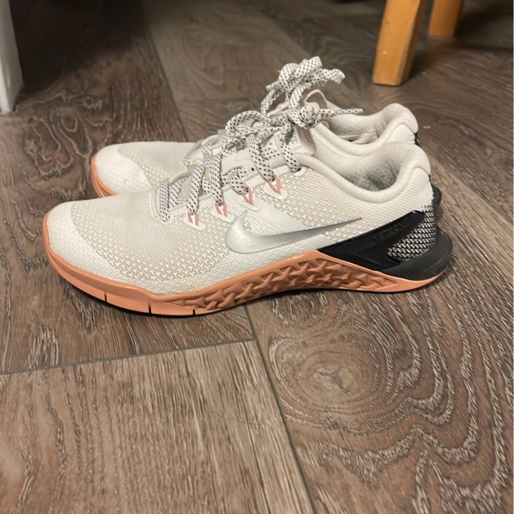 Nike women’s shoes